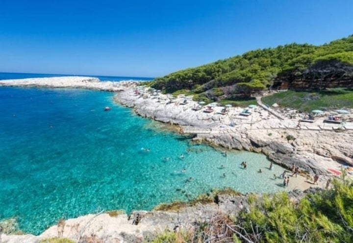 tremiti spiaggia cala degli inglesi TCI720
