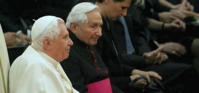 Papa Ratzinger e il fratello