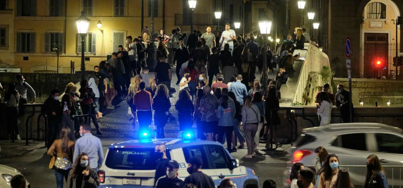 roma giovani aperitivo movida 2 lapresse1280