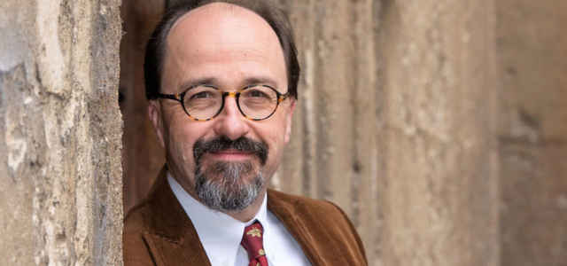 Bill Emmott, giornalista e saggista britannico