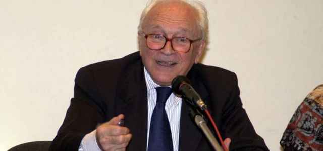 arrigo levi twitter 640x300