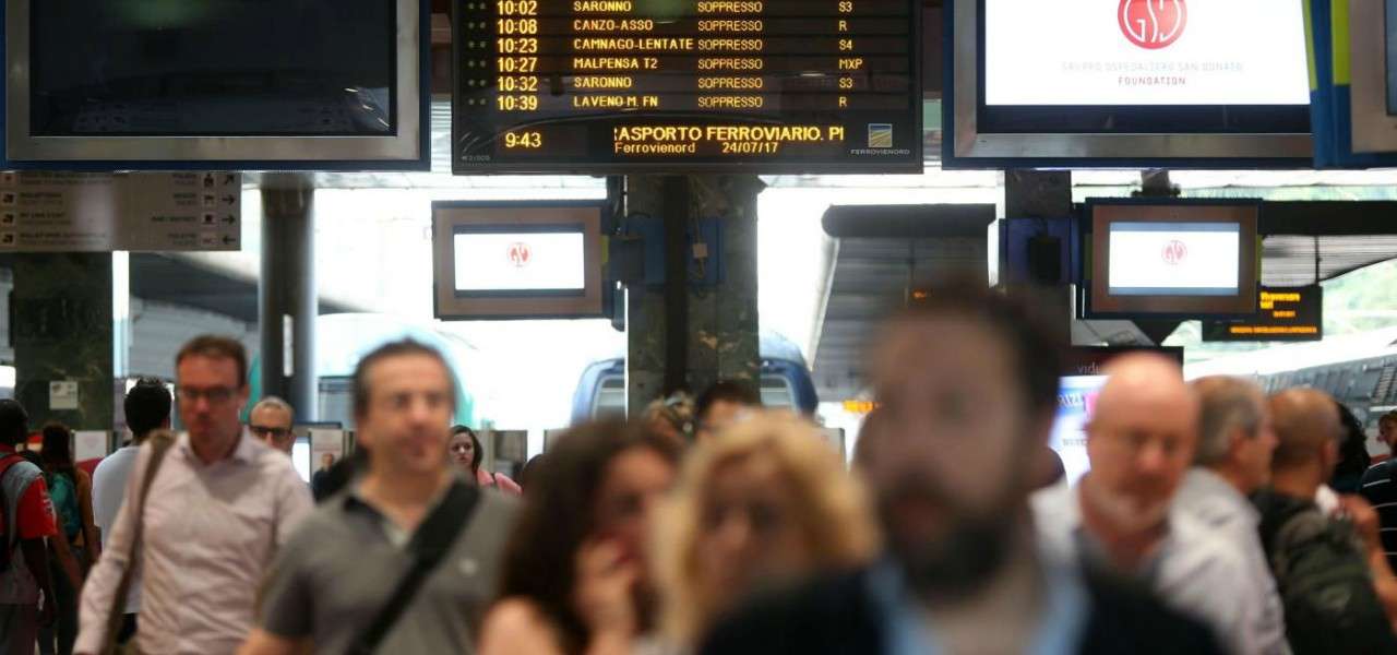 trenord treno pendolari milano 2 lapresse1280