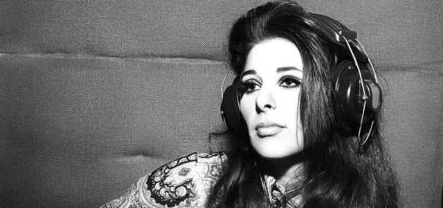 Bobbie Gentry recording at FAME Studios Muscle Shoals 1969 web optimised 1000 640x300