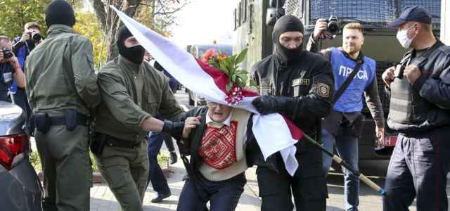 bielorussia protesta ninabahinskaya 1 lapresse1280 640x300