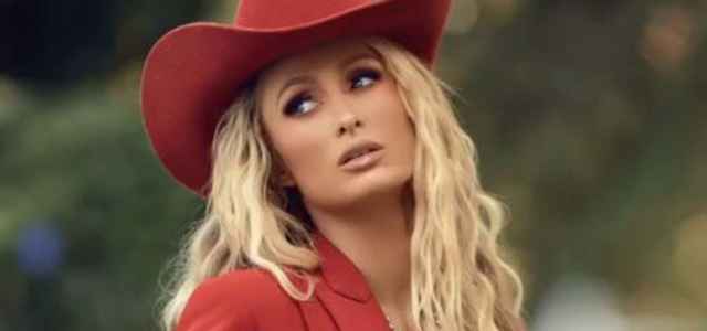 paris hilton instagram 640x300