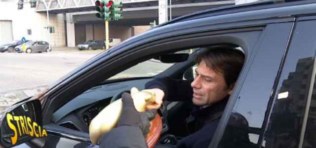 antonio conte striscia la notizia 640x300