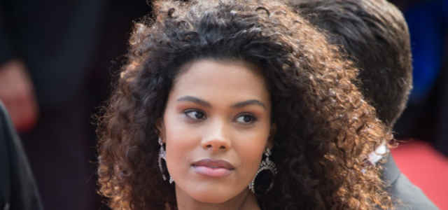 La modella Tina Kunakey