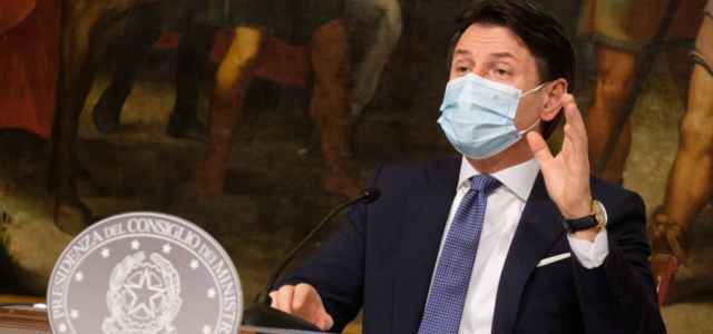 Conferenza Conte