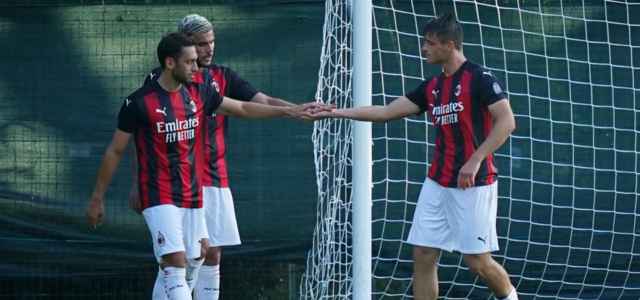 Calhanoglu Hernandez Colombo Milan lapresse 2021 640x300