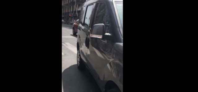 auto rubata ladri facebook 640x300