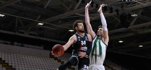 Weems Tomic Virtus Bologna Badalona facebook 2021 640x300