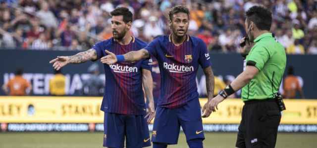 Messi Neymar Barcellona arbitro lapresse 2021 640x300