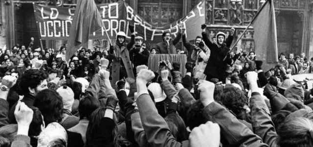 sciopero anni70 milano autunnocaldo 1 lapresse1280 640x300