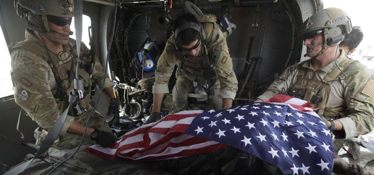 america soldati guerra bandiera 1 lapresse1280