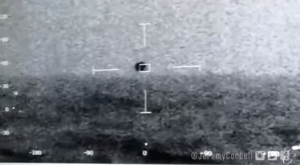 Ufo insegue nave Marina USA/ Video Pentagono conferma: "È ...