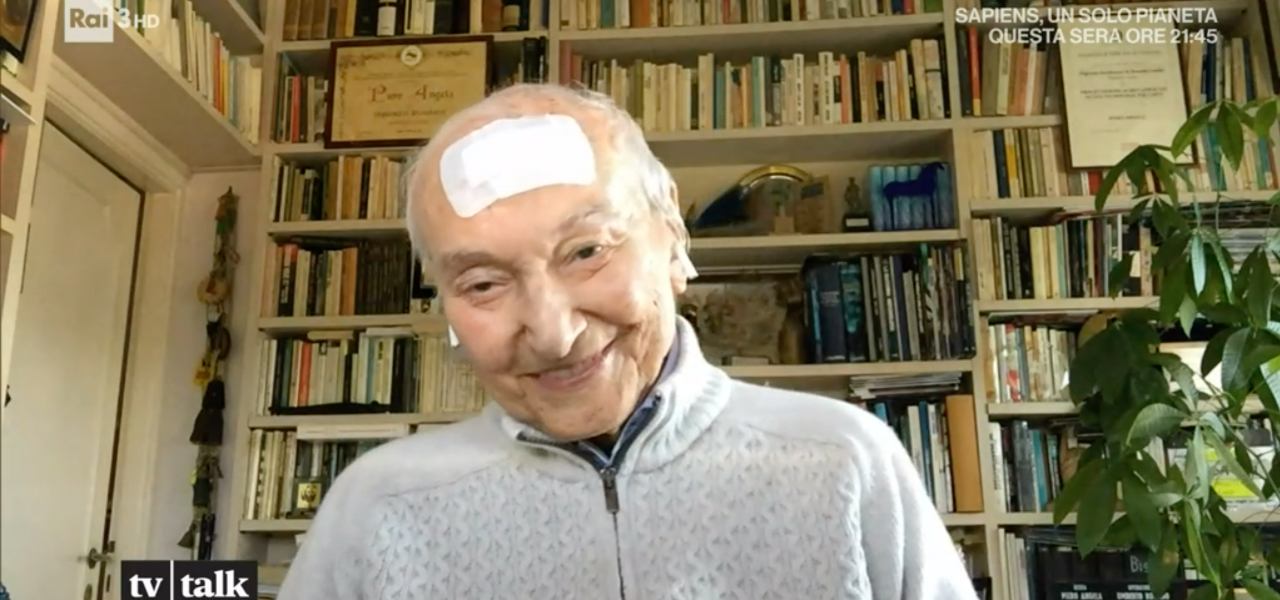 Piero Angela Cerotto In Testa Cos E Successo Social Ha Colpito Un Meteorite