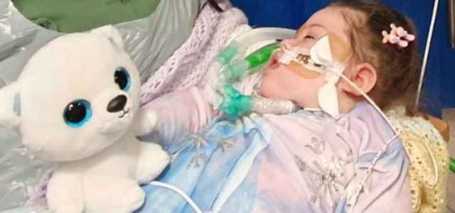 La bimba ebrea ricoverata a Manchester