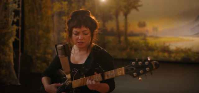 angel olsen 640x300