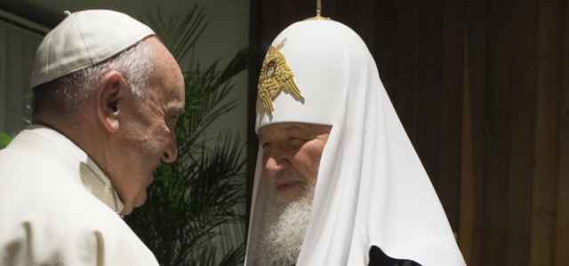 Papa con il Patriarca ortodosso