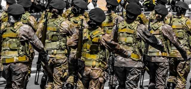donne esercito 640x300