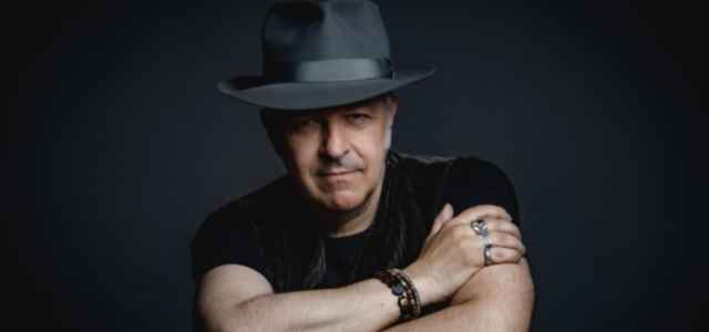 DAVIDE VAN DE SFROOS PH 640x300
