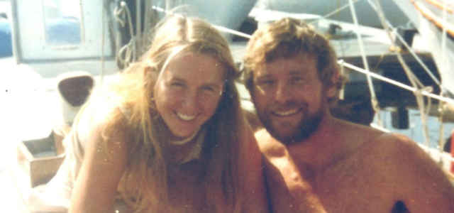 Tami Oldham Ashcraft e Richard Sharp all'epoca del loro fidanzamento