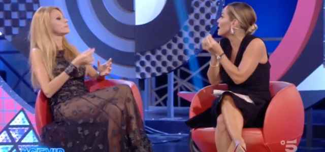 Sonia Bruganelli contro Adriana Volpe