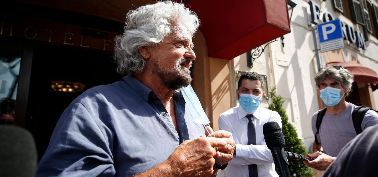 Grillo Appoggia Conte Giusto Strappo M5s Su Dl Aiuti Base Insofferente 1754