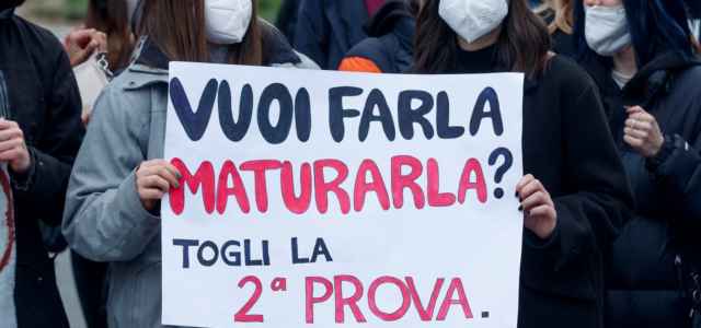 Protesta contro maturità