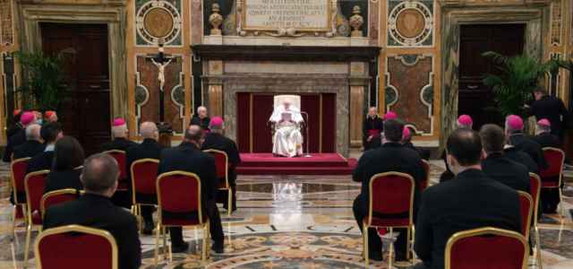 Papa Francesco, vertice Cei