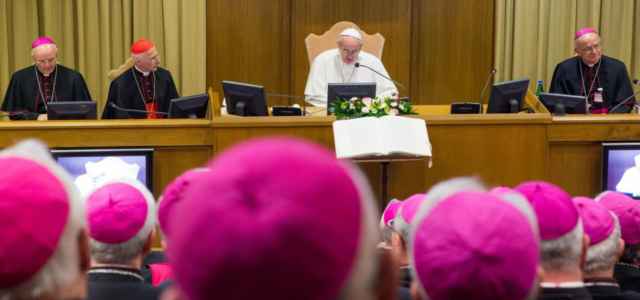 Papa Francesco, assemblea Cei