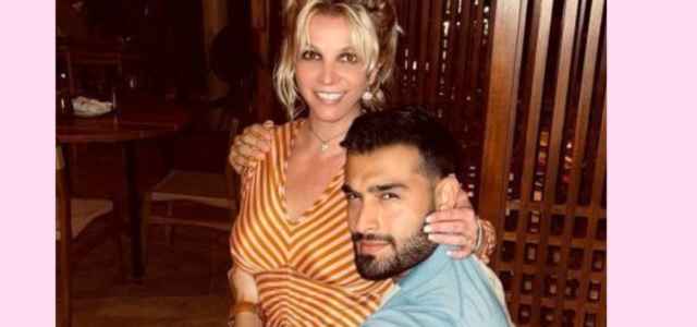 Britney Spears Che Succede Dopo La Rottura Con Sam Asghari Il Sexy Party In Topless Virale