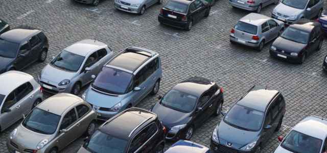 parcheggio pixabay 640x300