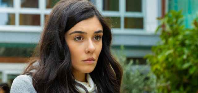 Un posto al sole/ Anticipazioni 1° agosto 2023: Rossella in crisi con ...