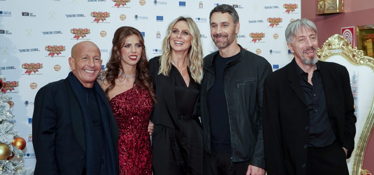 The Christmas Show, successo per anteprima film/ Nel cast Raoul Bova