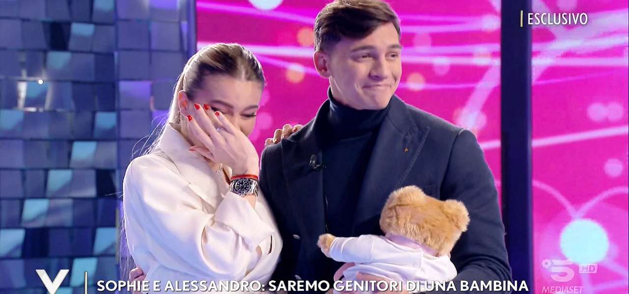 Sophie Codegoni E Alessandro Basciano: "Pochi Giorni E..."/ La Dedica ...