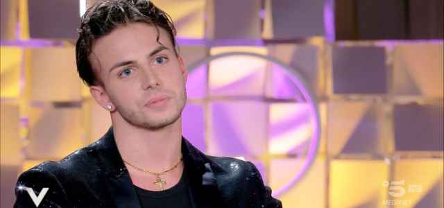 Amici 22, Mattia Zenzola torna dal passato Antonella/ La dedica social