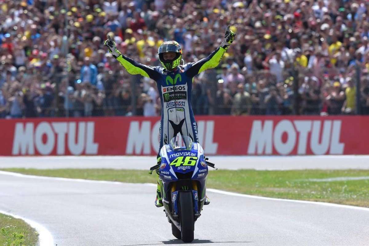 Motogp Test Valencia 2015 Tempi E Classifica 1a Giornata Bandiera