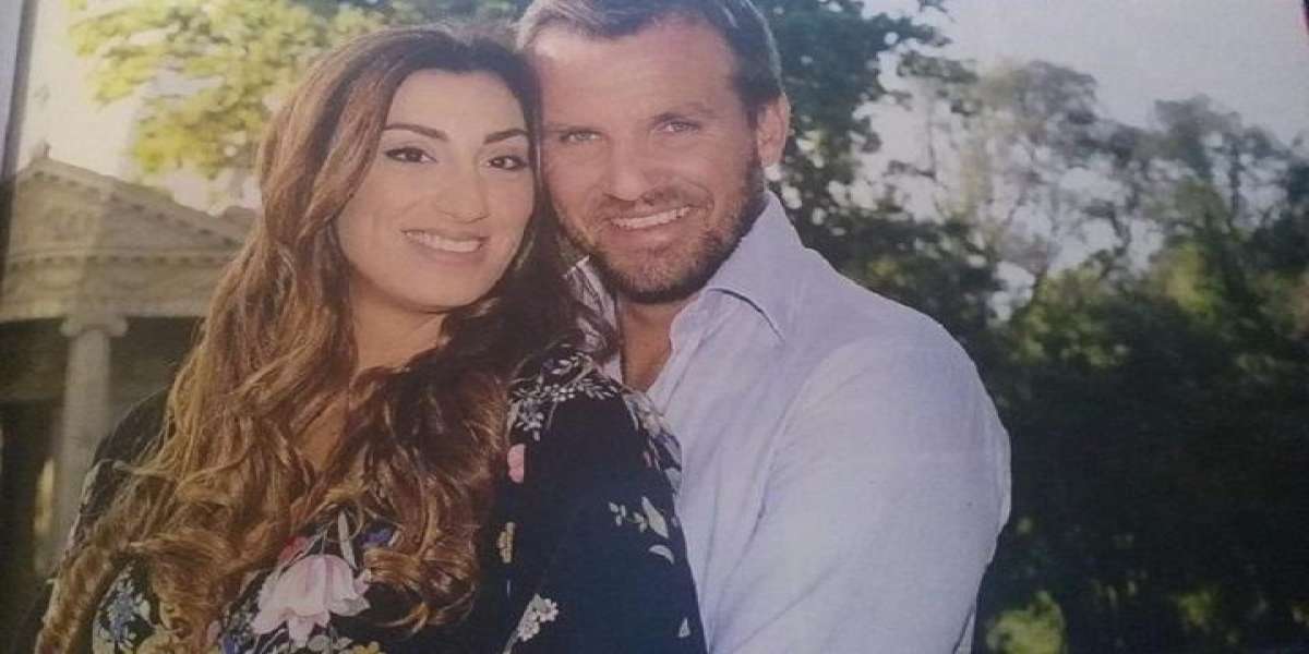 Alessia Izzo E Incinta Danilo Brugia Aspetta Il Suo Terzogenito Dalla Figlia Di Biagio Izzo