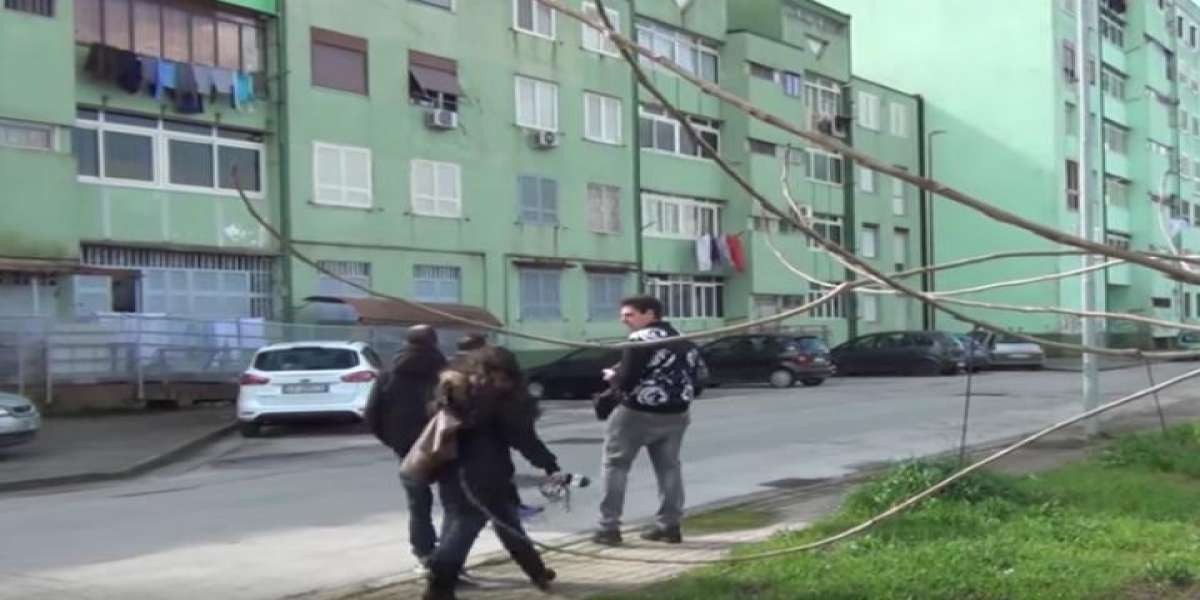 Caivano Violenta La Nipote 15enne Al Parco Verde Napoli Come